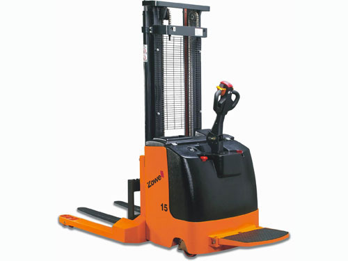 Electric Straddle Stacker