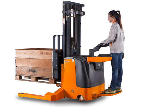 Elektryczny Walkie Stacker