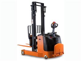 Elektryczne Reach stacker